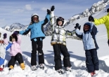 10 reguli de conduita a schiorilor care utilizeaza partiile sau traseeele de schi stabilite de Federatia Internationala de Schi